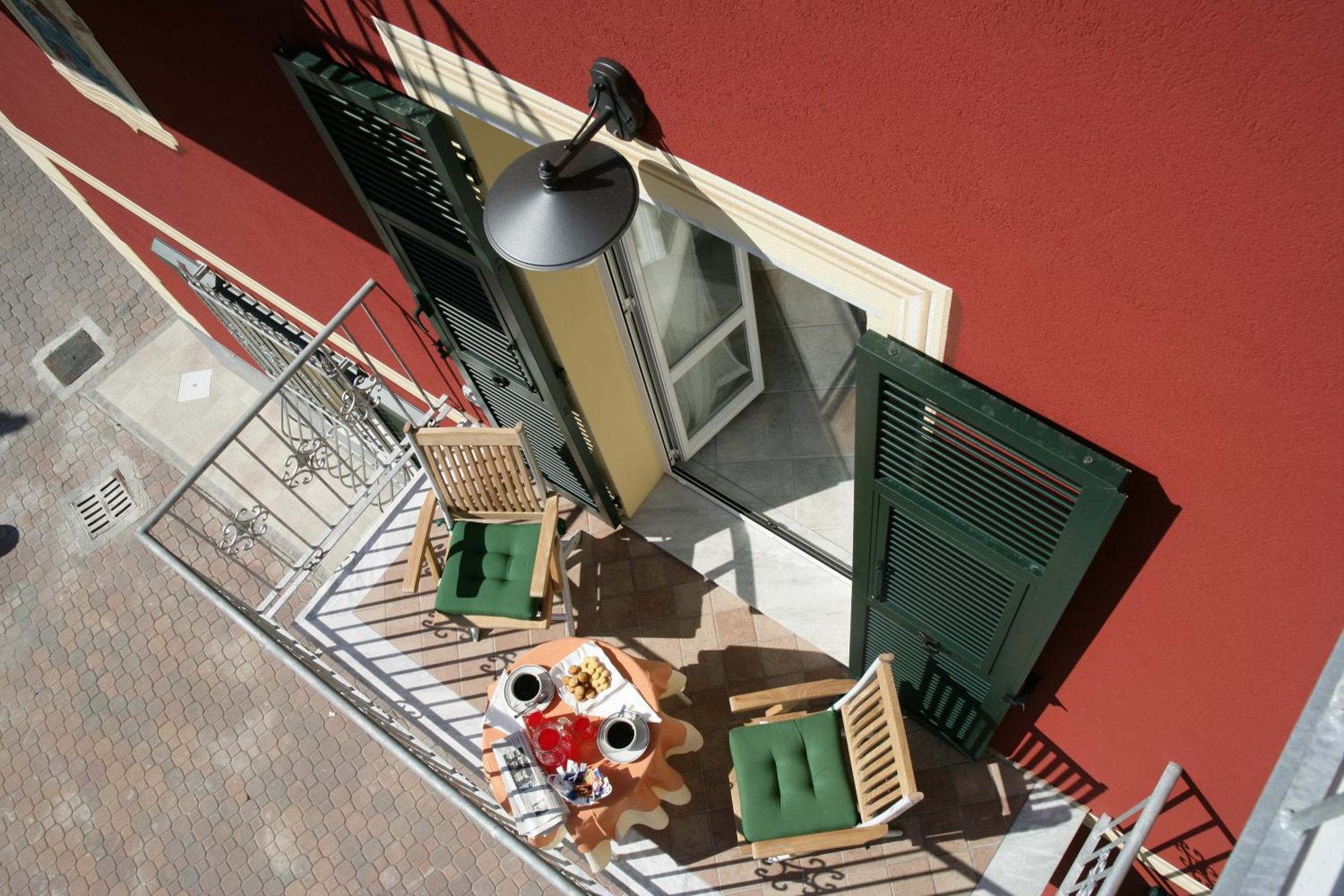 Appartamenti In Piazzetta Deiva Marina Extérieur photo