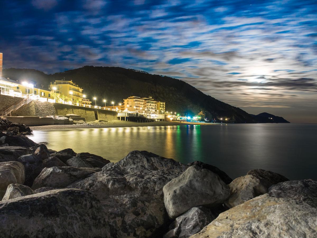 Appartamenti In Piazzetta Deiva Marina Extérieur photo