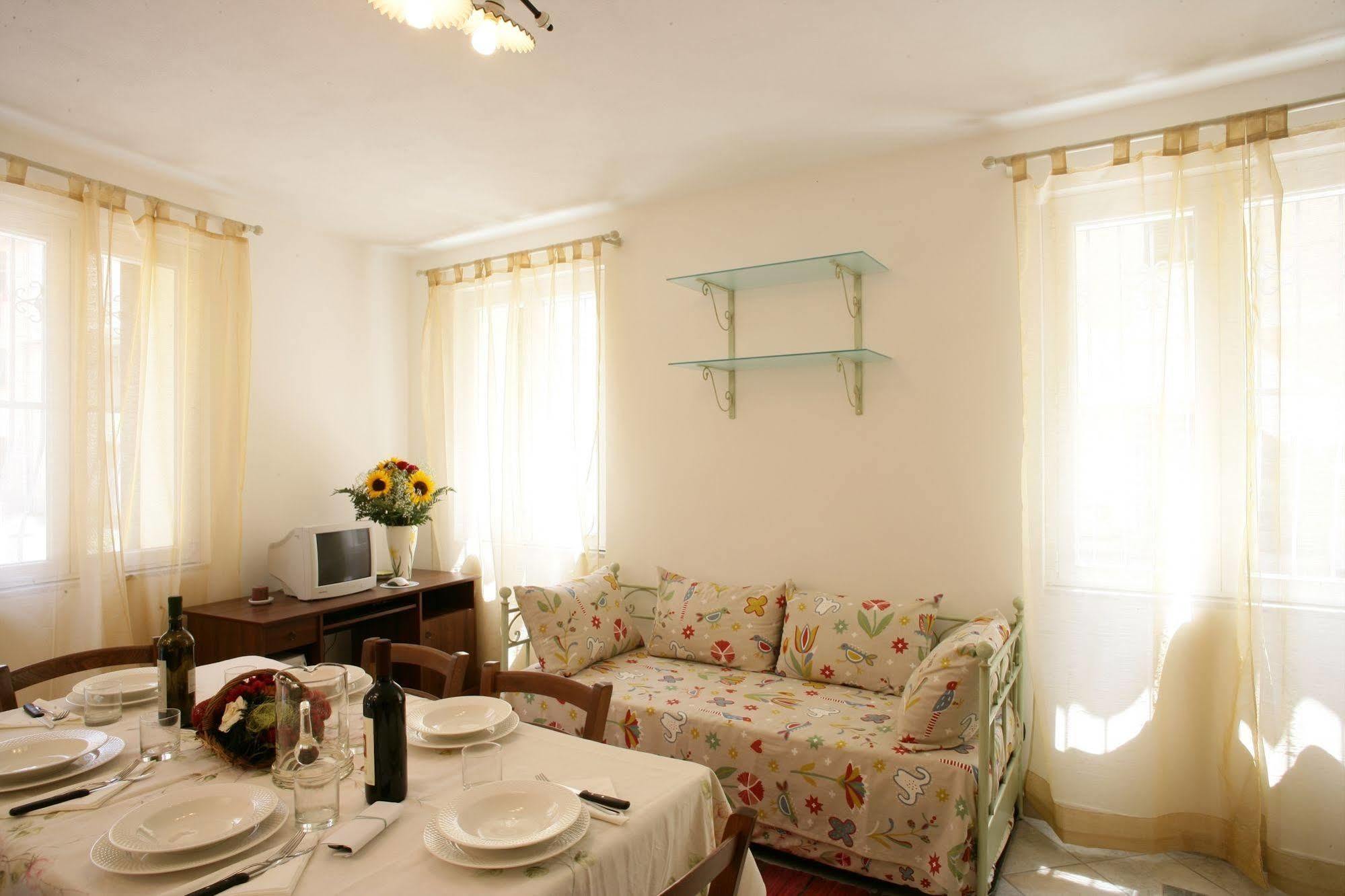 Appartamenti In Piazzetta Deiva Marina Extérieur photo