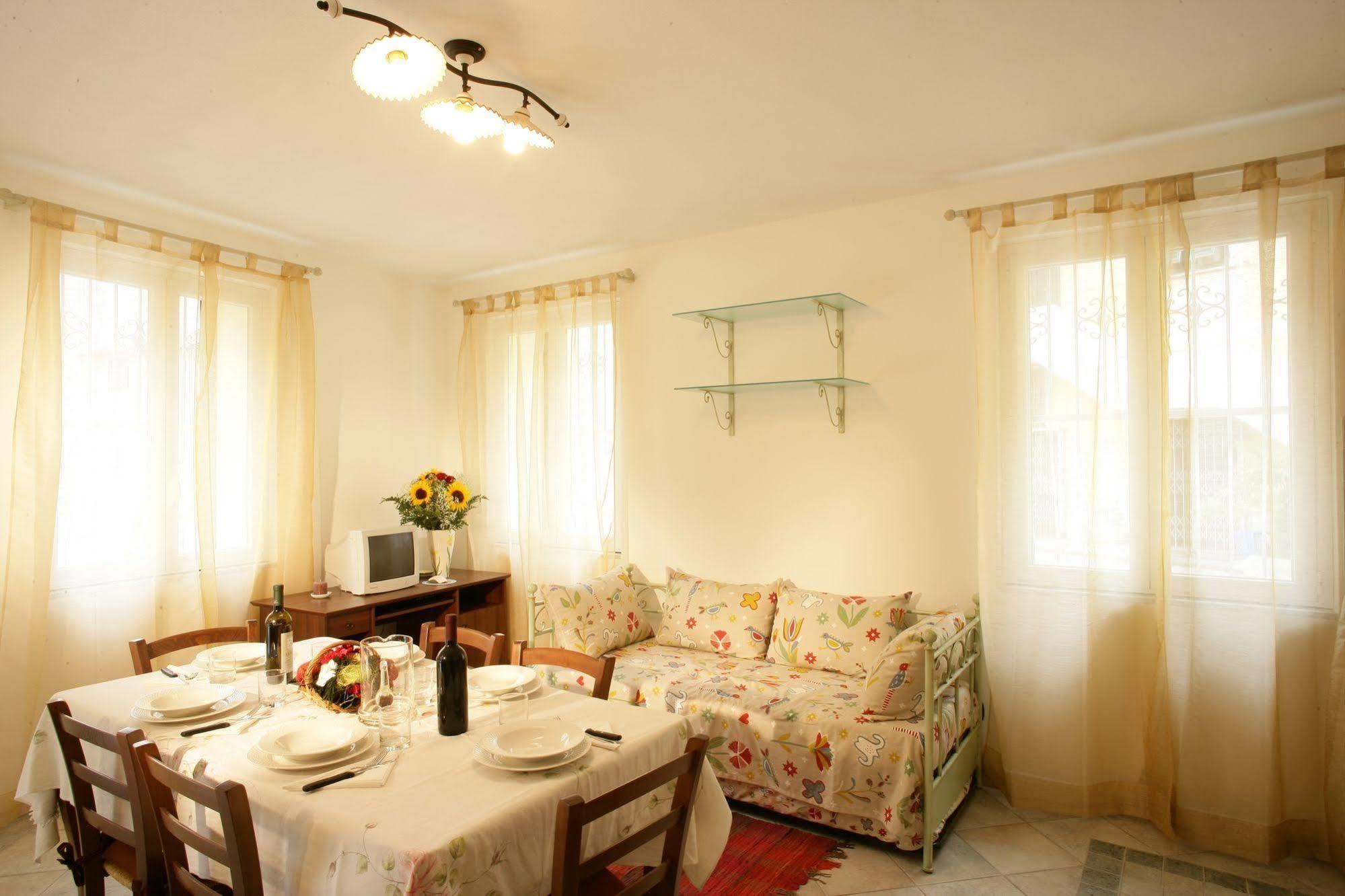 Appartamenti In Piazzetta Deiva Marina Extérieur photo