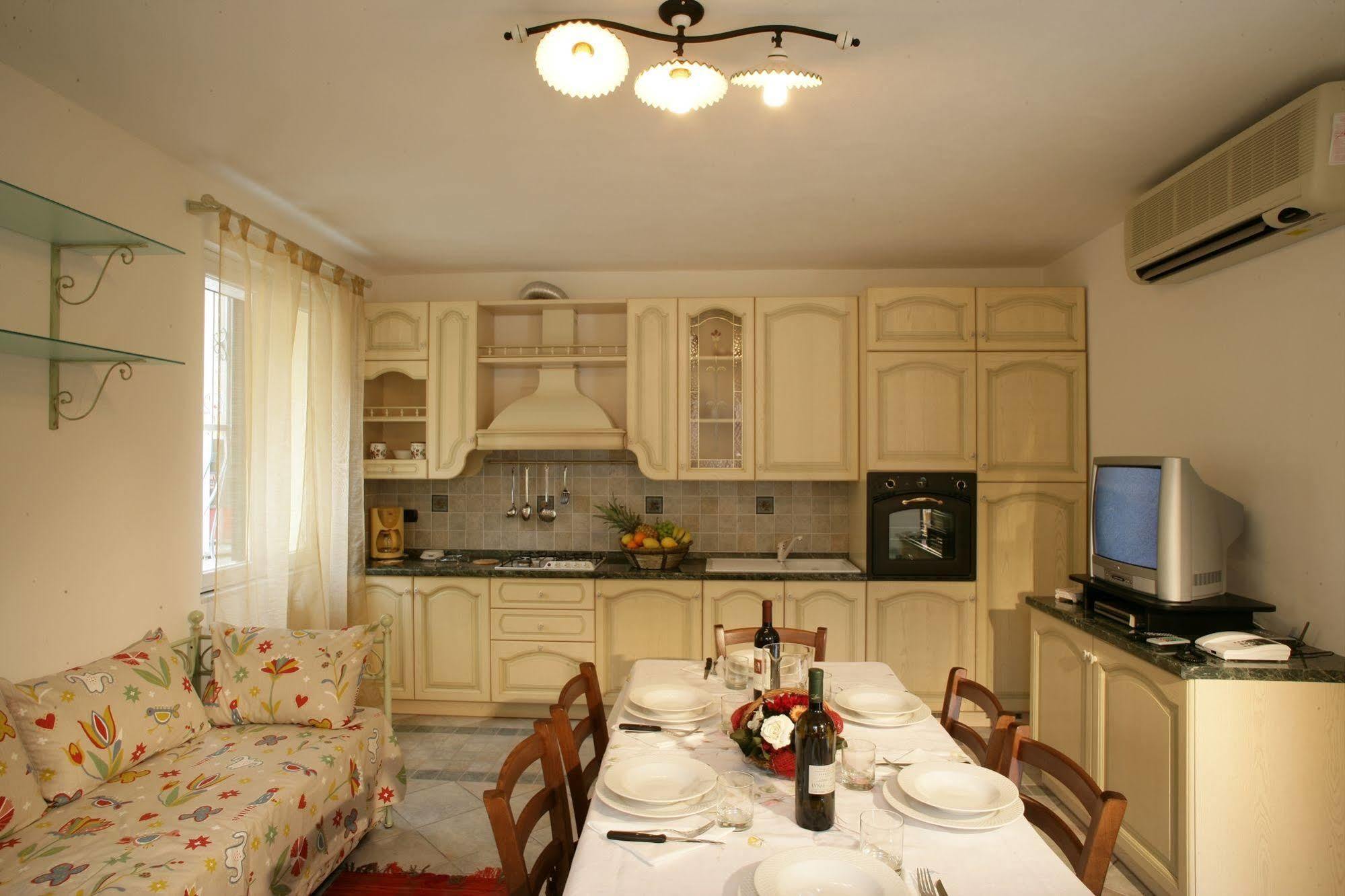 Appartamenti In Piazzetta Deiva Marina Extérieur photo